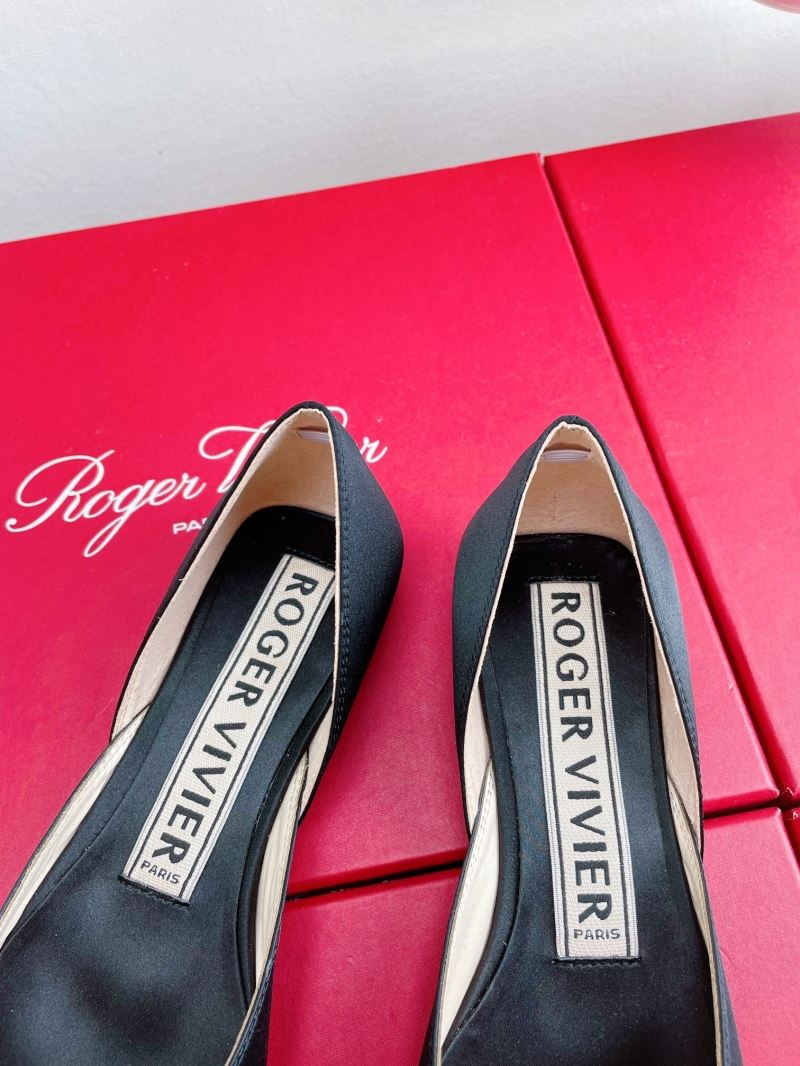 Roger Vivier flat shoes